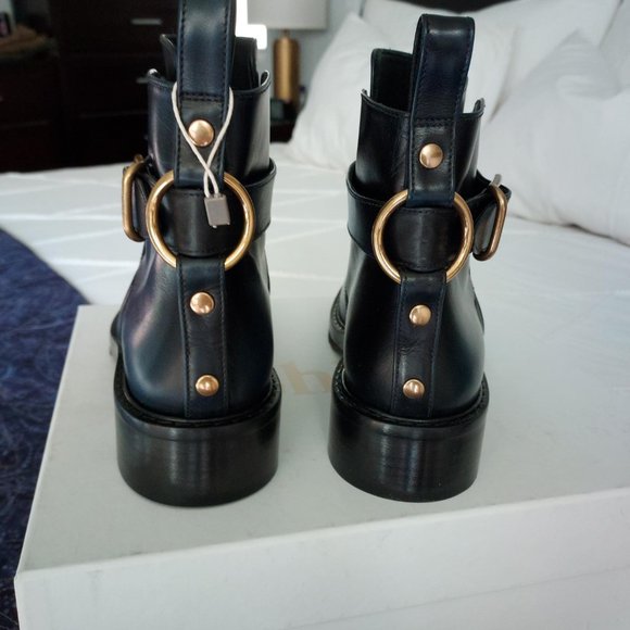 NIB Chloe "Franky" ankle boot, **Navy color** size 39 - Picture 8 of 16